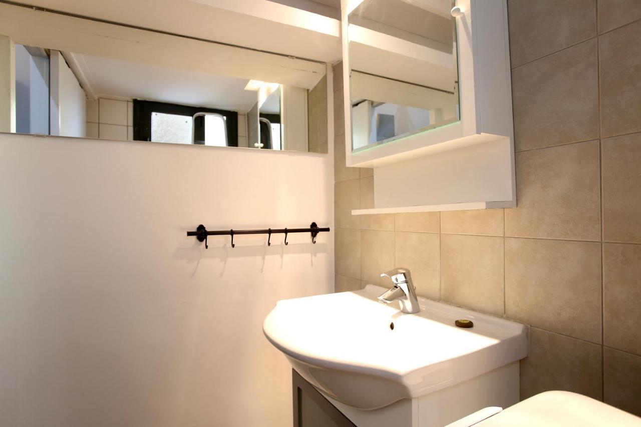 Gk Psyri Apartment Афины Экстерьер фото